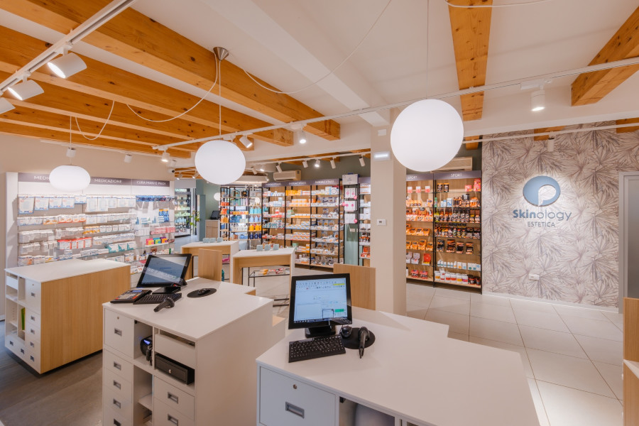 Farmacia Piazza interni