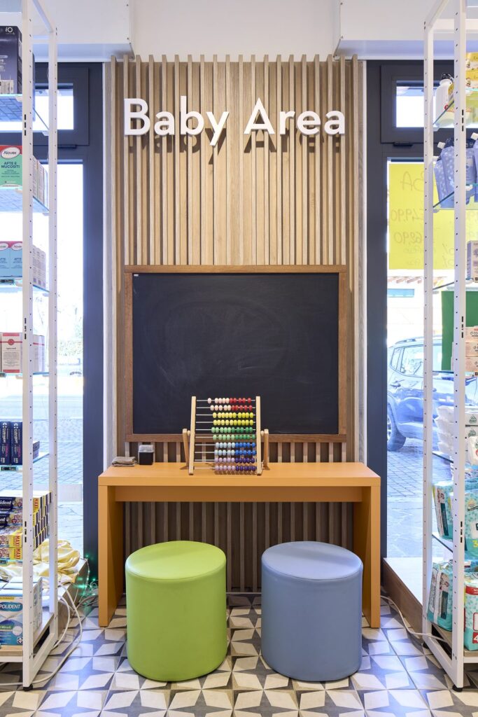 Ekofarma arredo farmacia Piumelli ristrutturazione